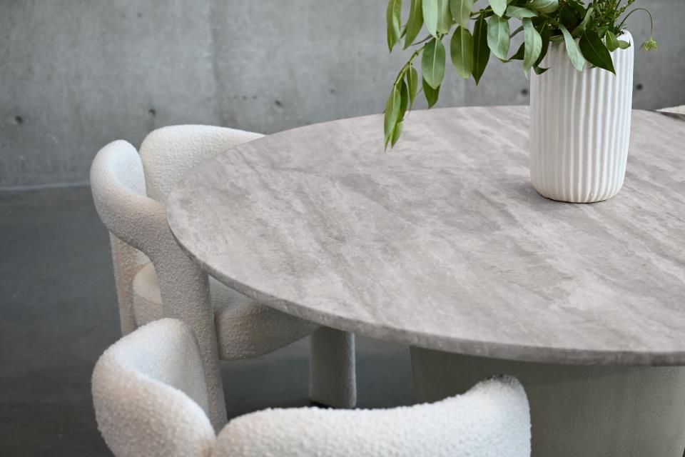 ERDEN ROUND DINING TABLE