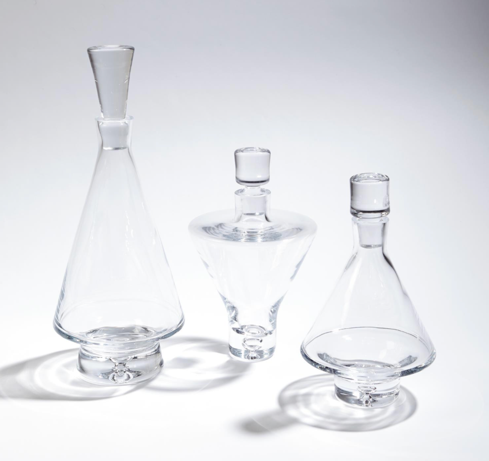 HIGH SHOULDER DECANTER-CLEAR