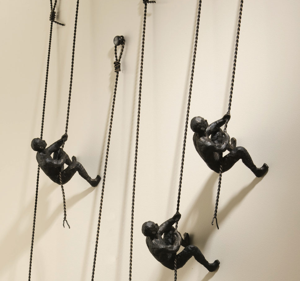 CLIMBING MAN-WALL MOUNTED-BRONZE