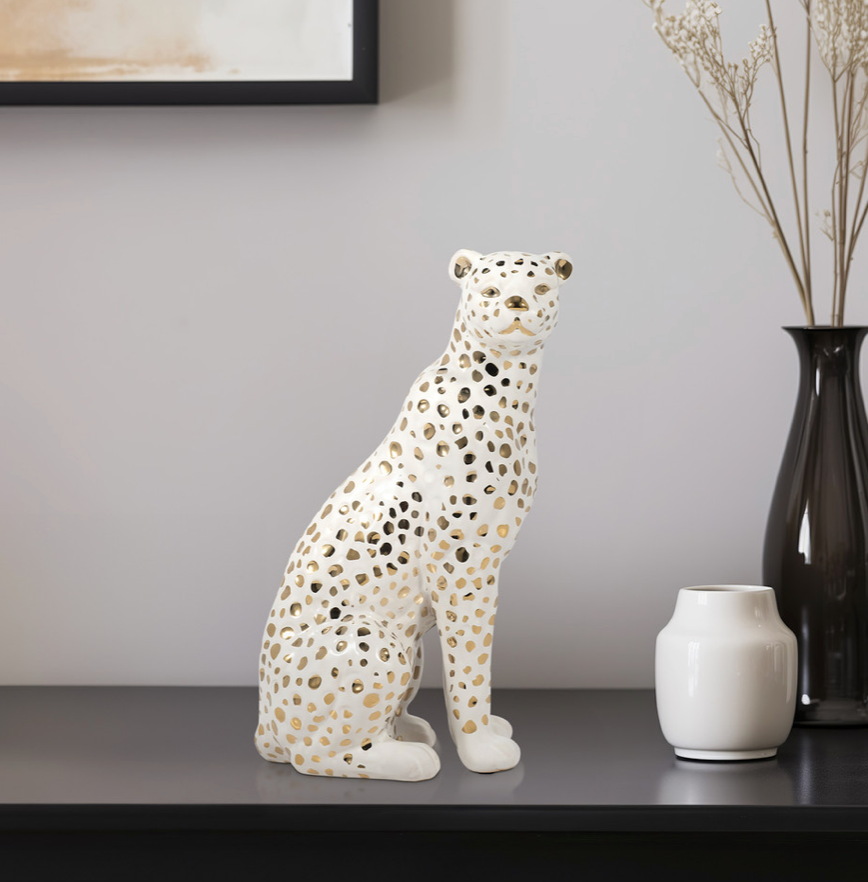Sitting Leopard