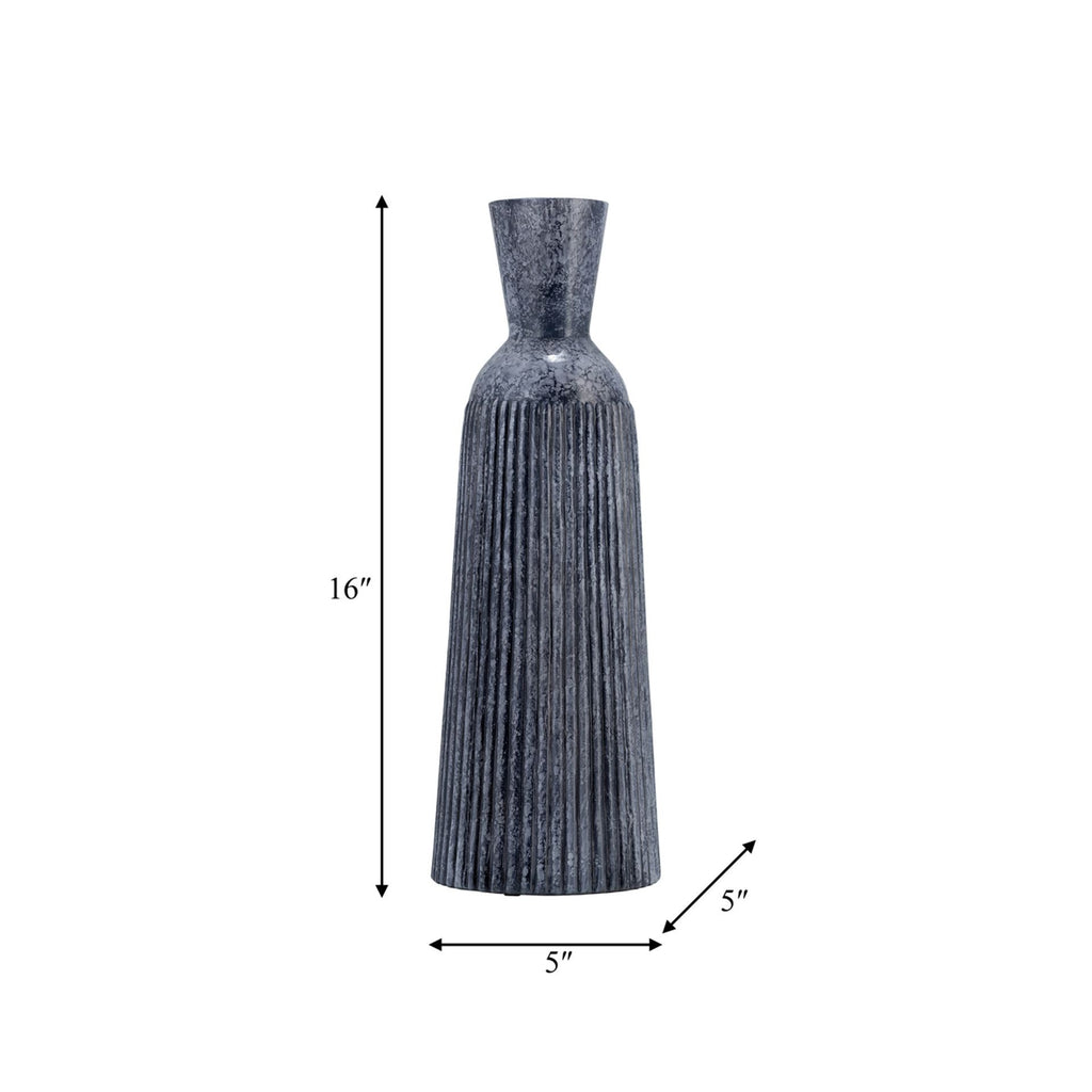 GROOVED GLASS VASE