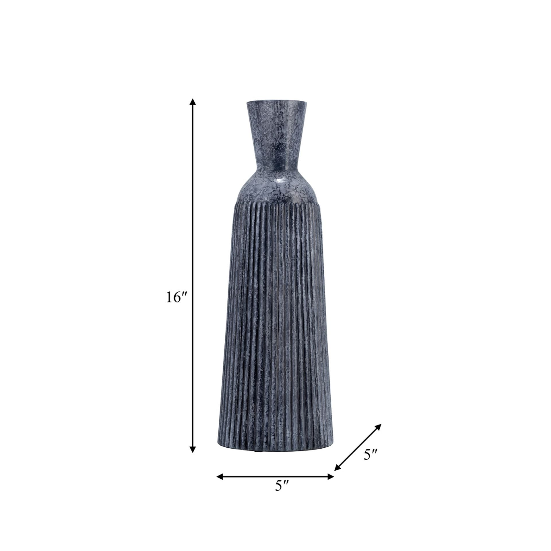GROOVED GLASS VASE