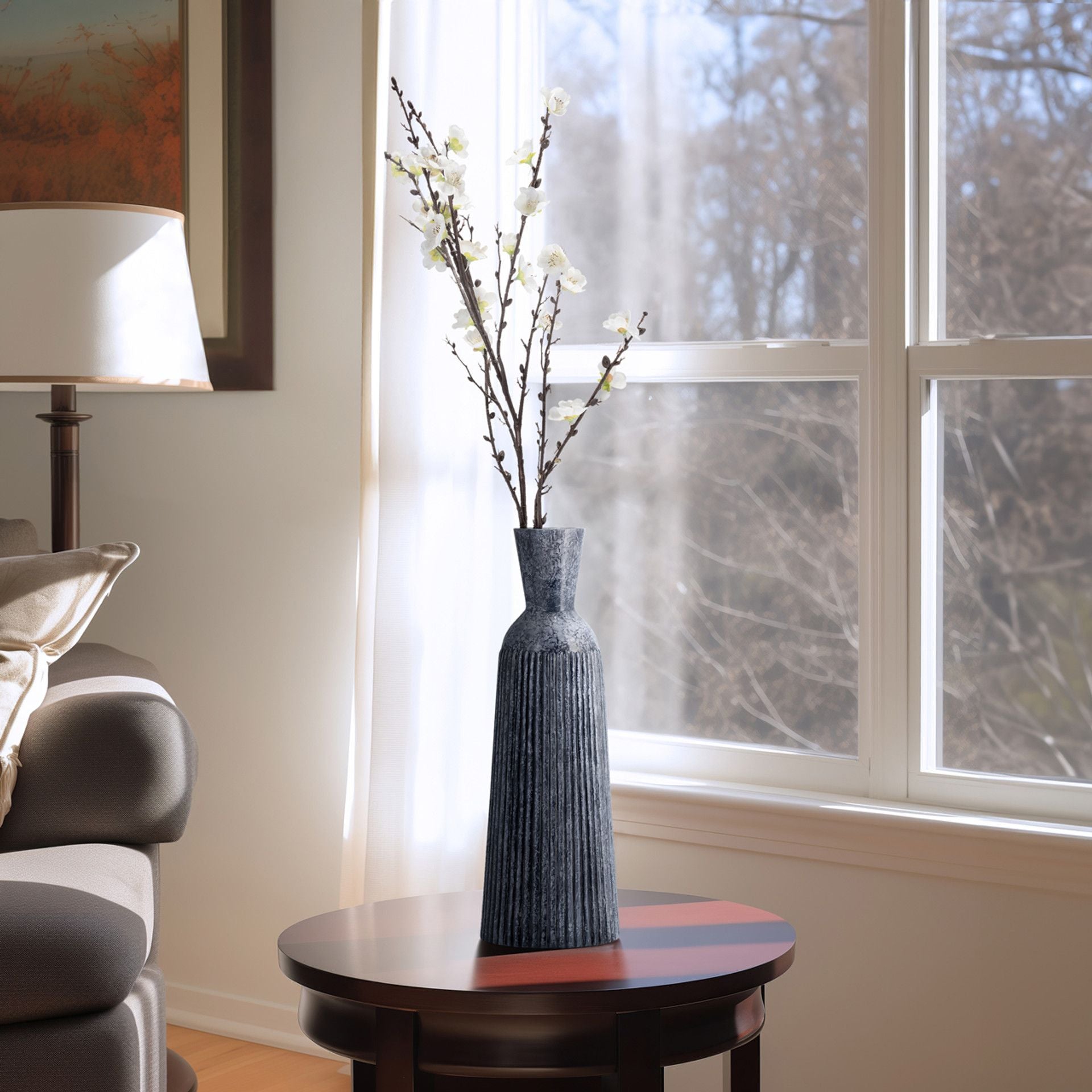 GROOVED GLASS VASE