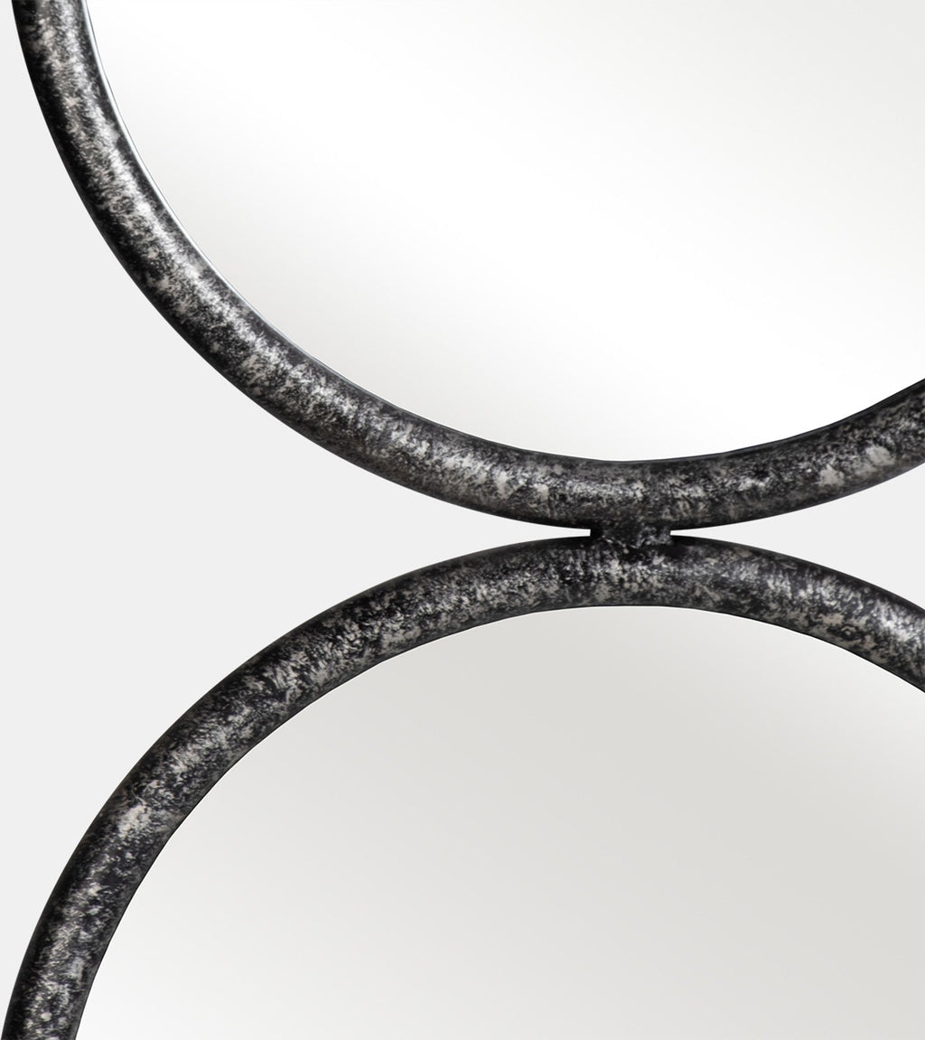 MIRRORED CIRCLES, BLACK WB