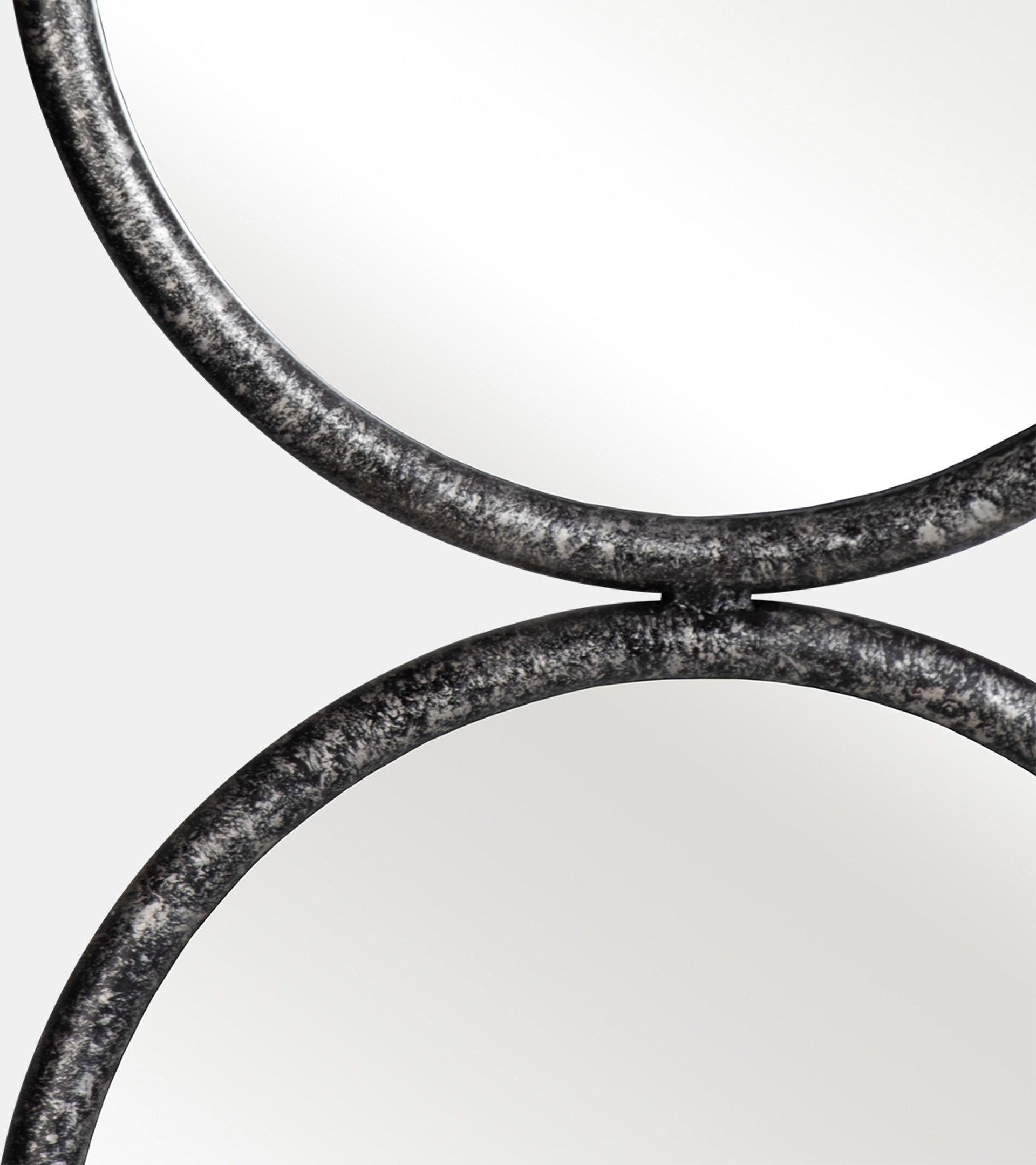MIRRORED CIRCLES, BLACK WB
